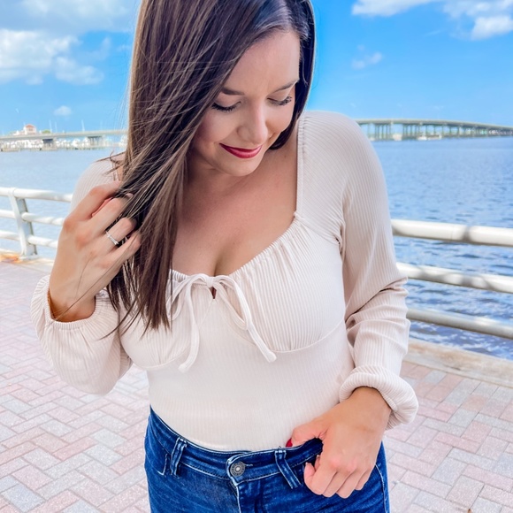 Cream Ribbed Bodysuit - Picture 2 of 3